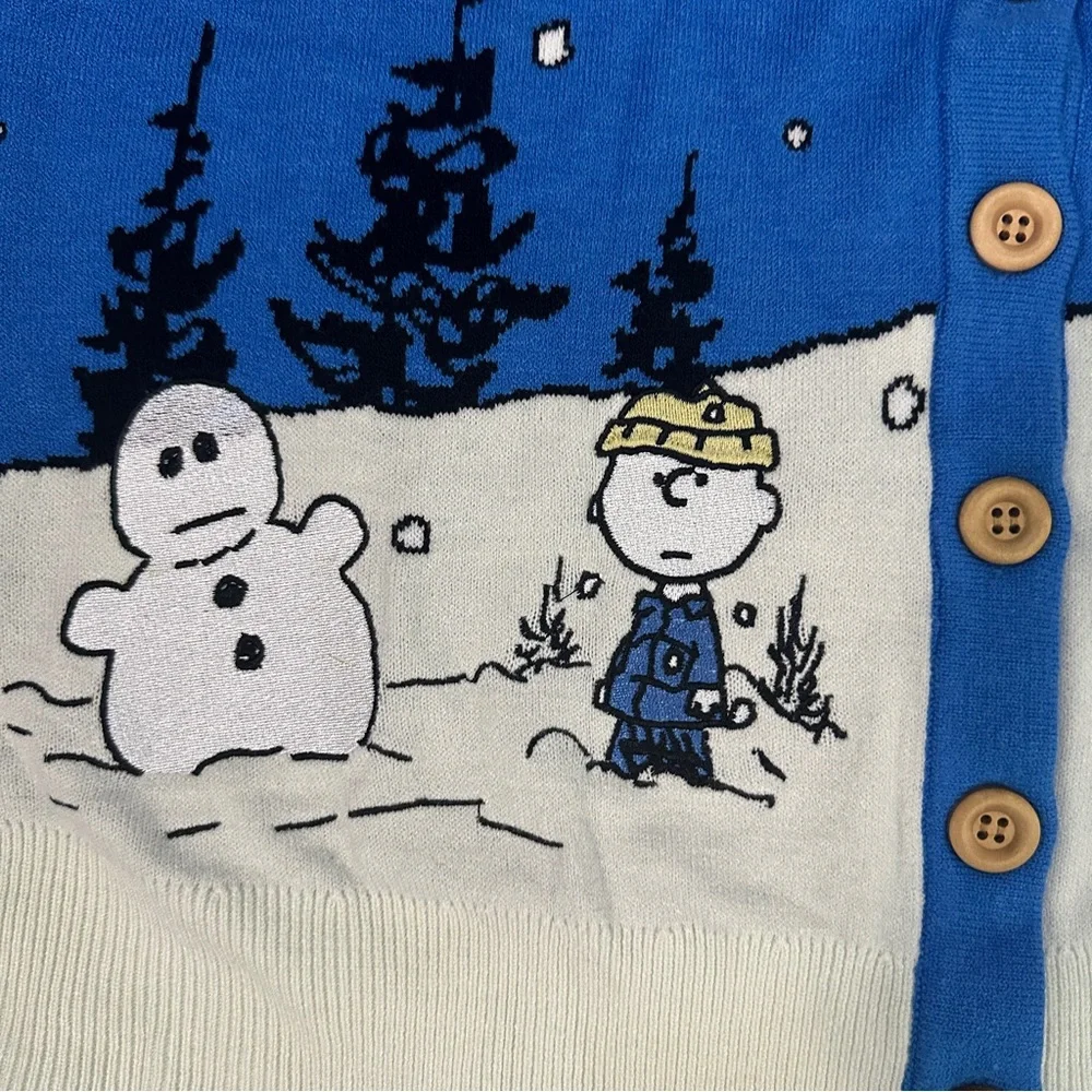 NWT Peanuts Winter Snowy Scene Cardigan - Picture 4 of 9